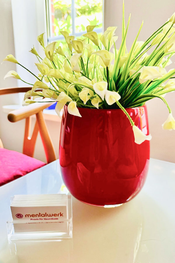 praxi dr trettin blumen und visitenkarten